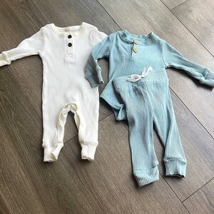 2 Pack outfit, ribbed style, brand new never worn, cute button detail